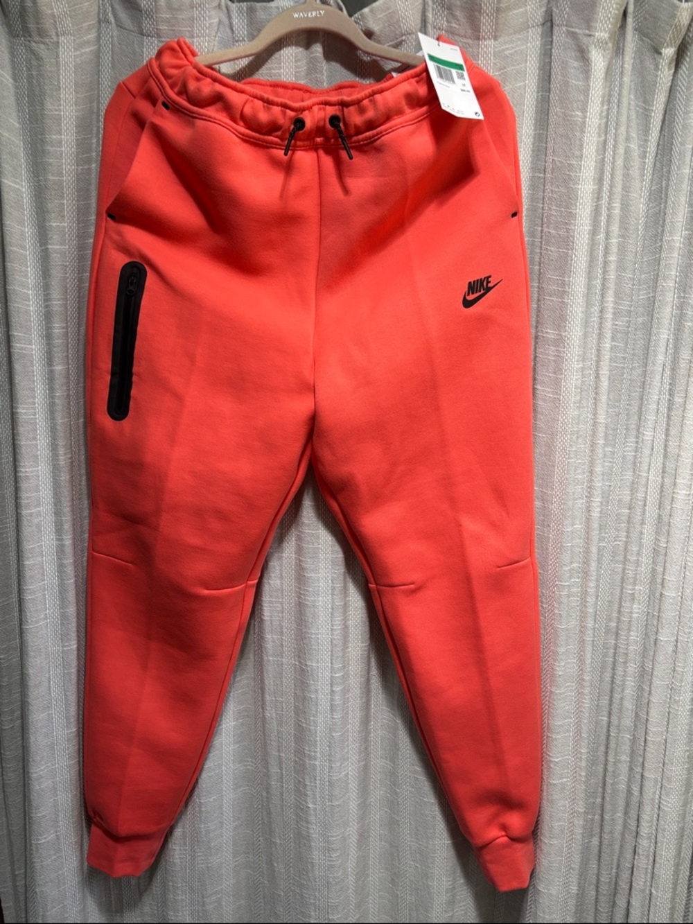 Nike Tech Boy Jogger Pants XL